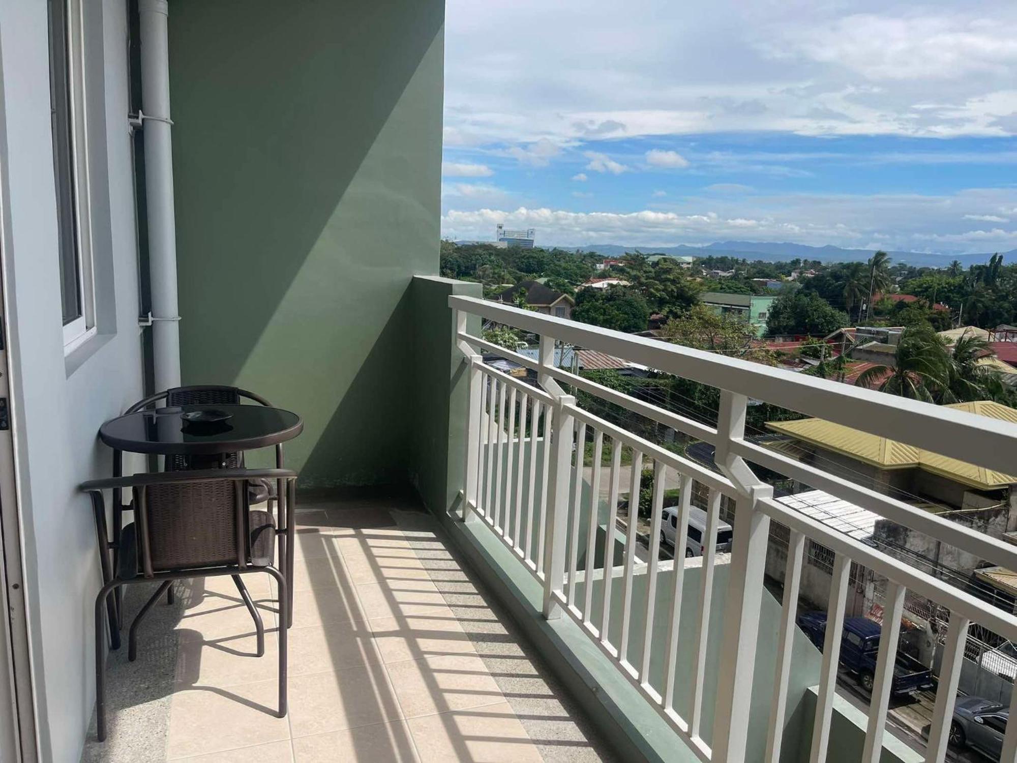 Verdon Parc Davao City With Balcony By Darpm المظهر الخارجي الصورة